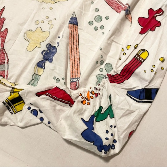 Vintage Multi Coloured Crayon and Pencil Patterned Twin Fitted Sheet - Picture 15 of 16